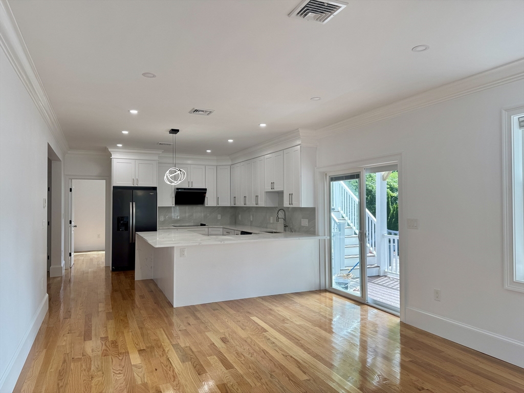295 Billings Rd # 1
