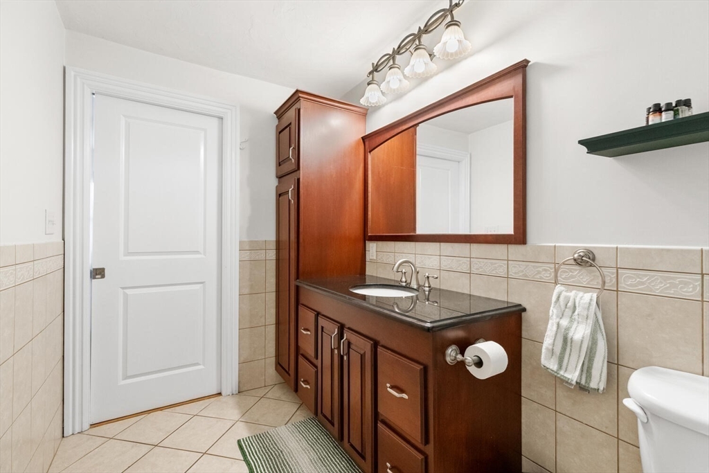 617-619 E. Second Street # 1