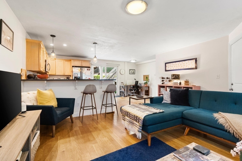 617-619 E. Second Street # 1
