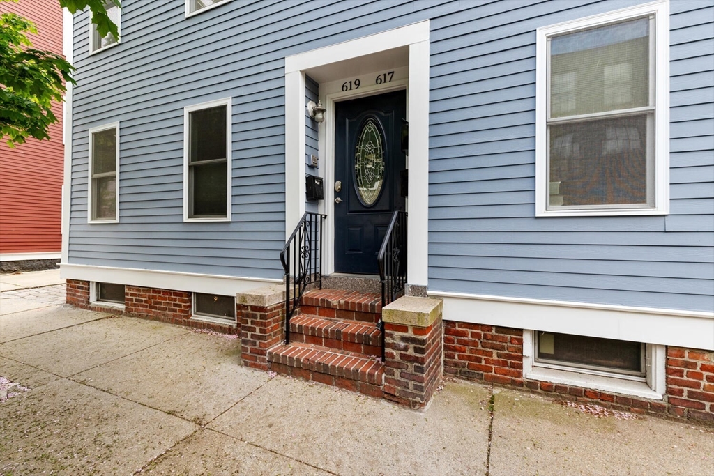 617-619 E. Second Street # 1