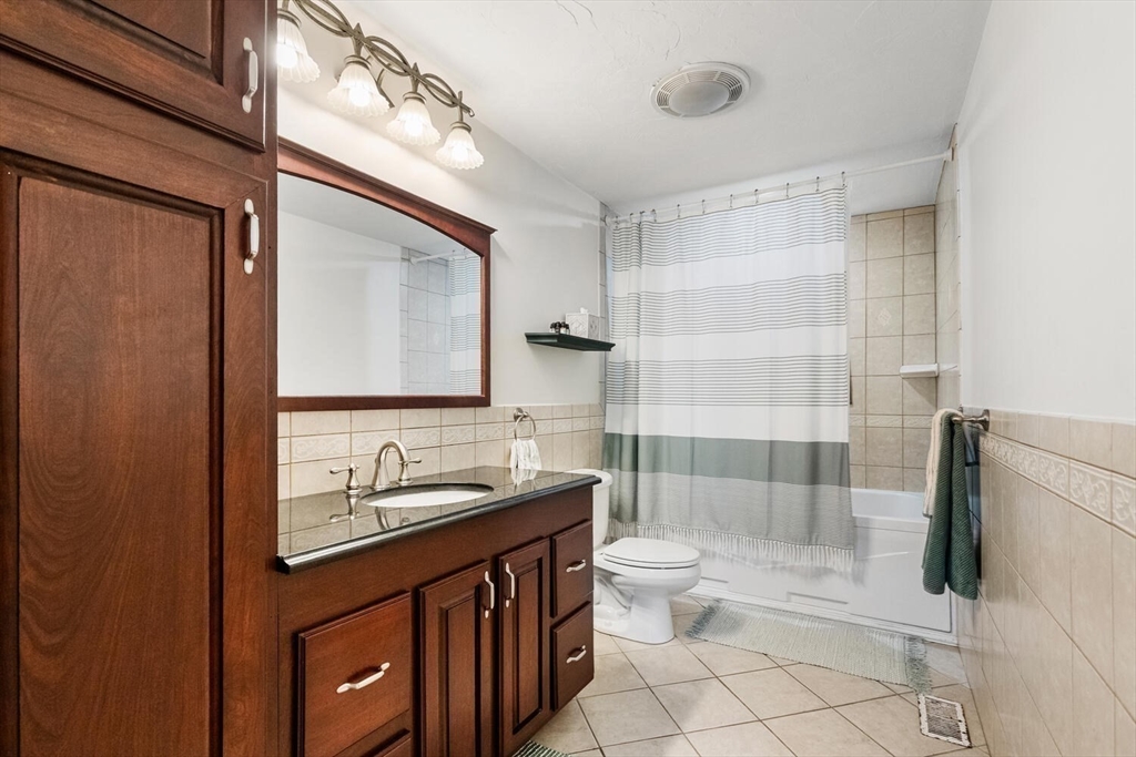 617-619 E. Second Street # 1