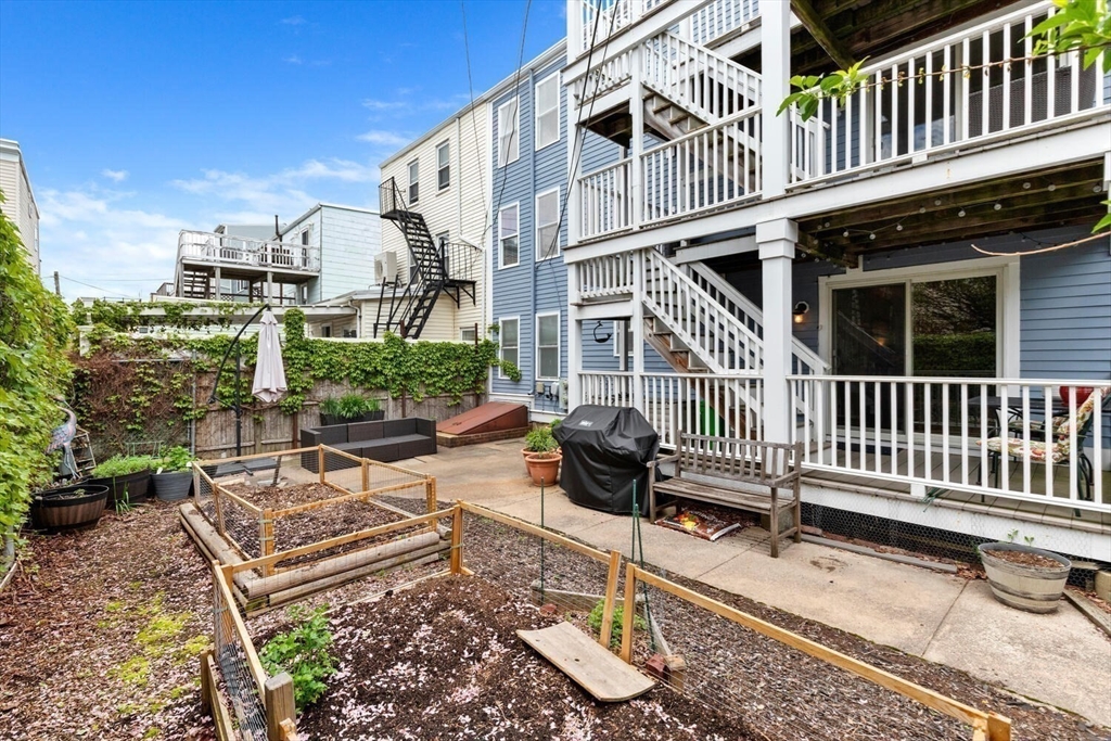 617-619 E. Second Street # 1