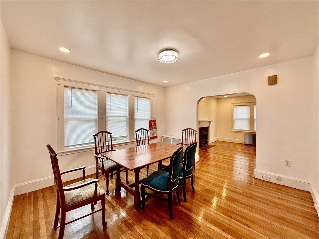 107 E Elm Ave # 1