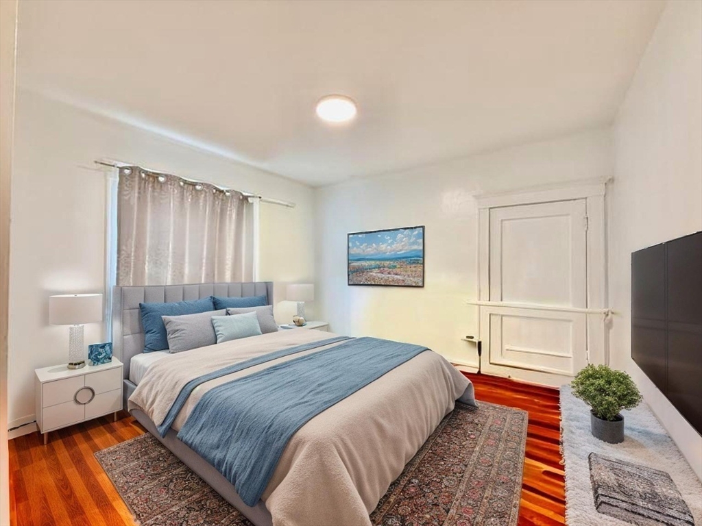 107 E Elm Ave # 1