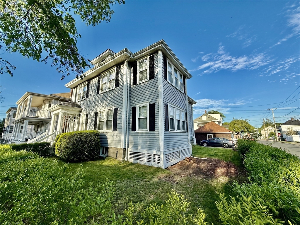 107 E Elm Ave # 1