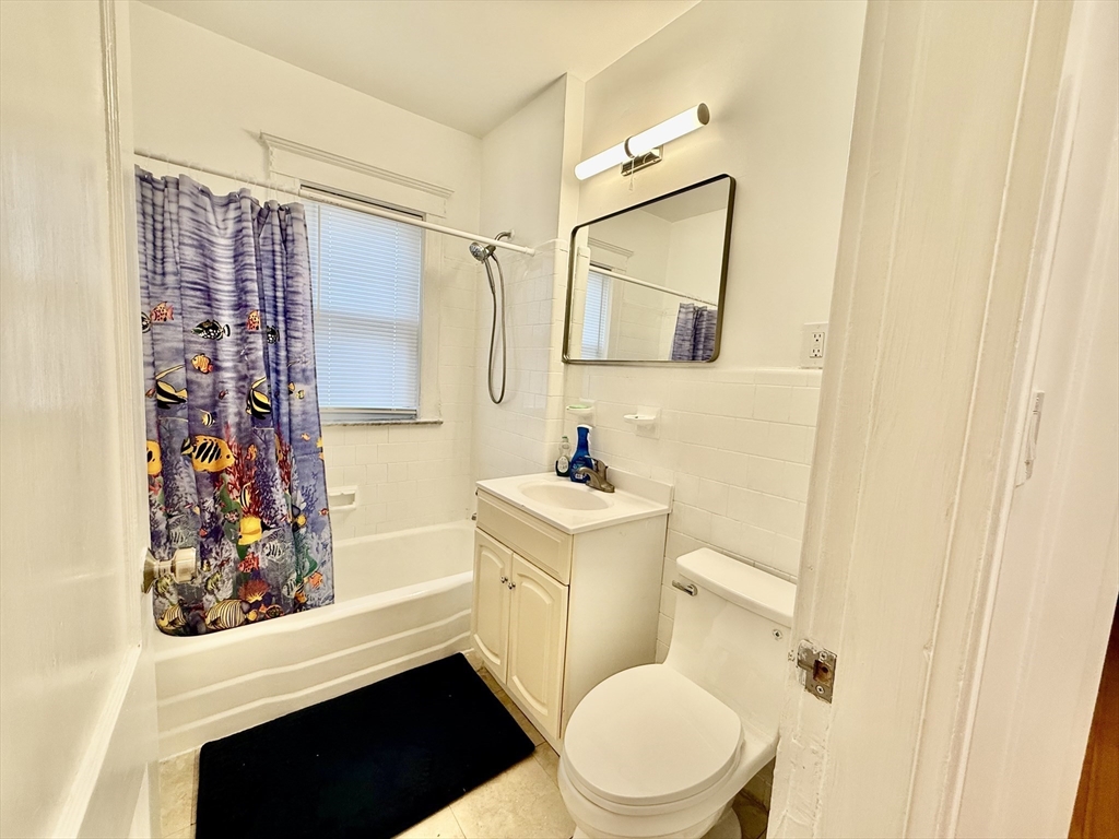 107 E Elm Ave # 1