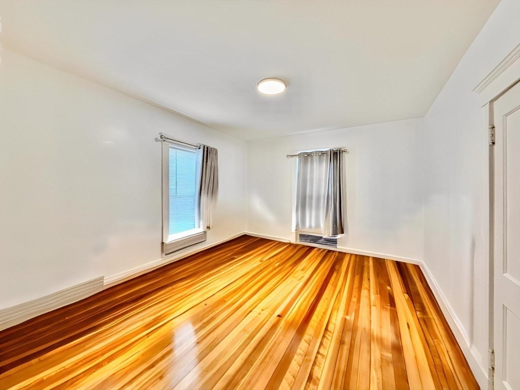107 E Elm Ave # 1