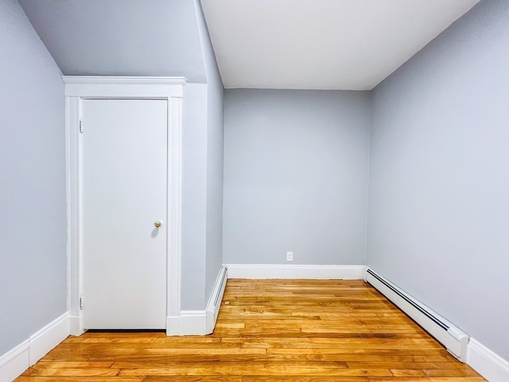 14 Watson St # 1