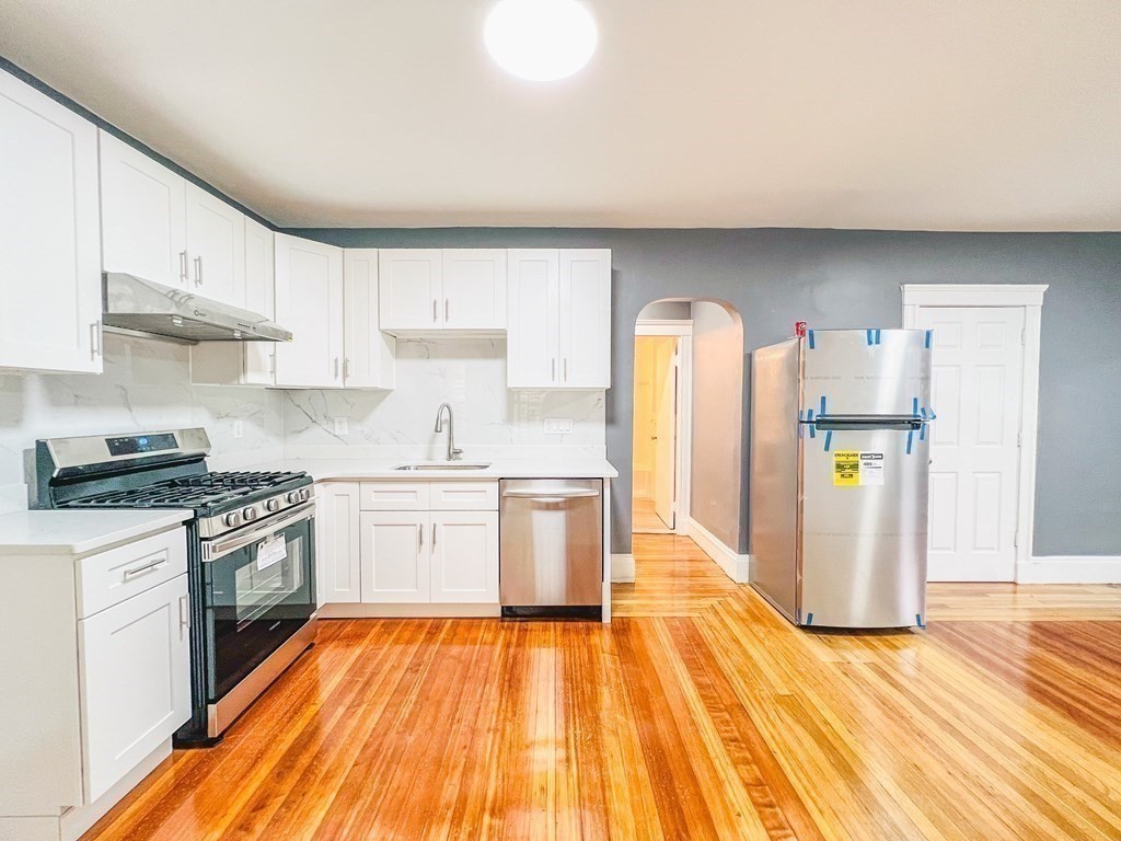 14 Watson St # 1
