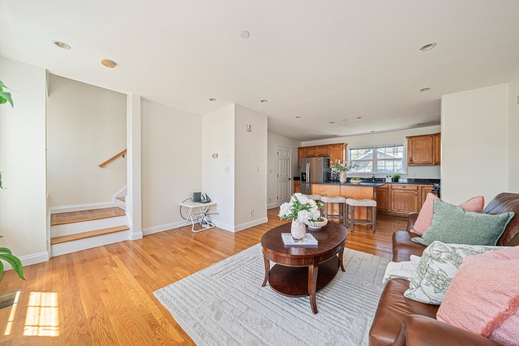 184 Washington St # 8
