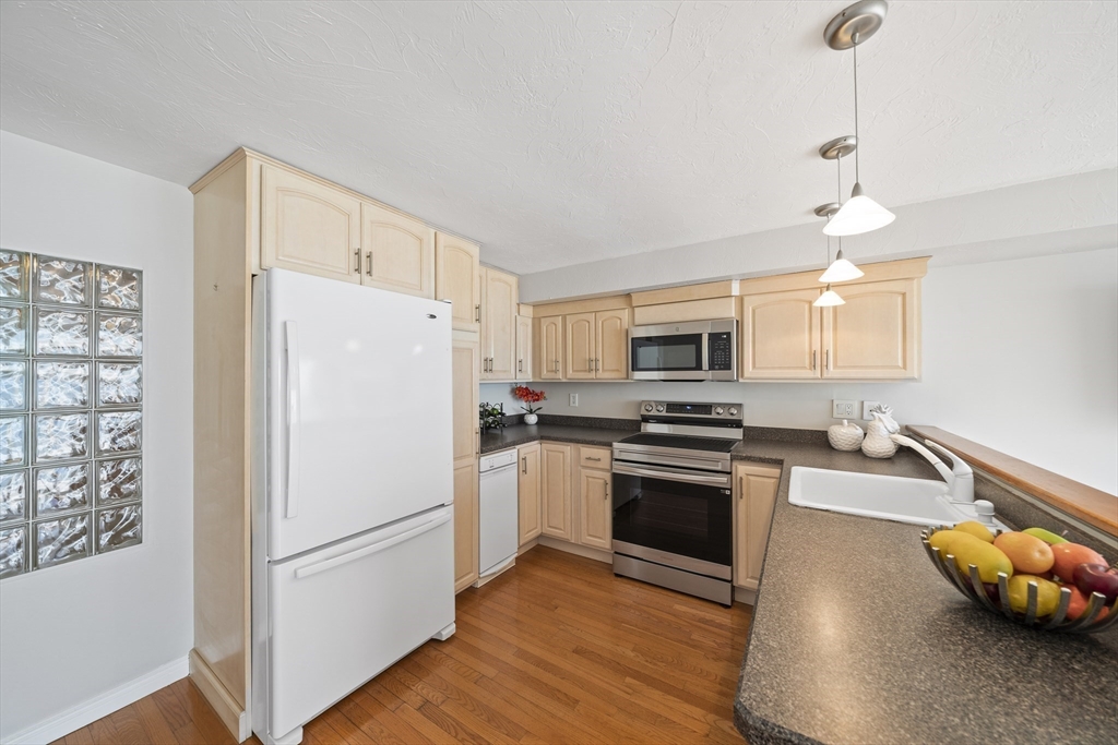 40 Oceanside Dr # 40