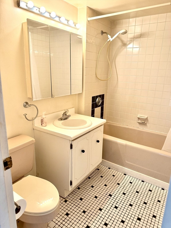 73 Broad Reach Unit: T102C