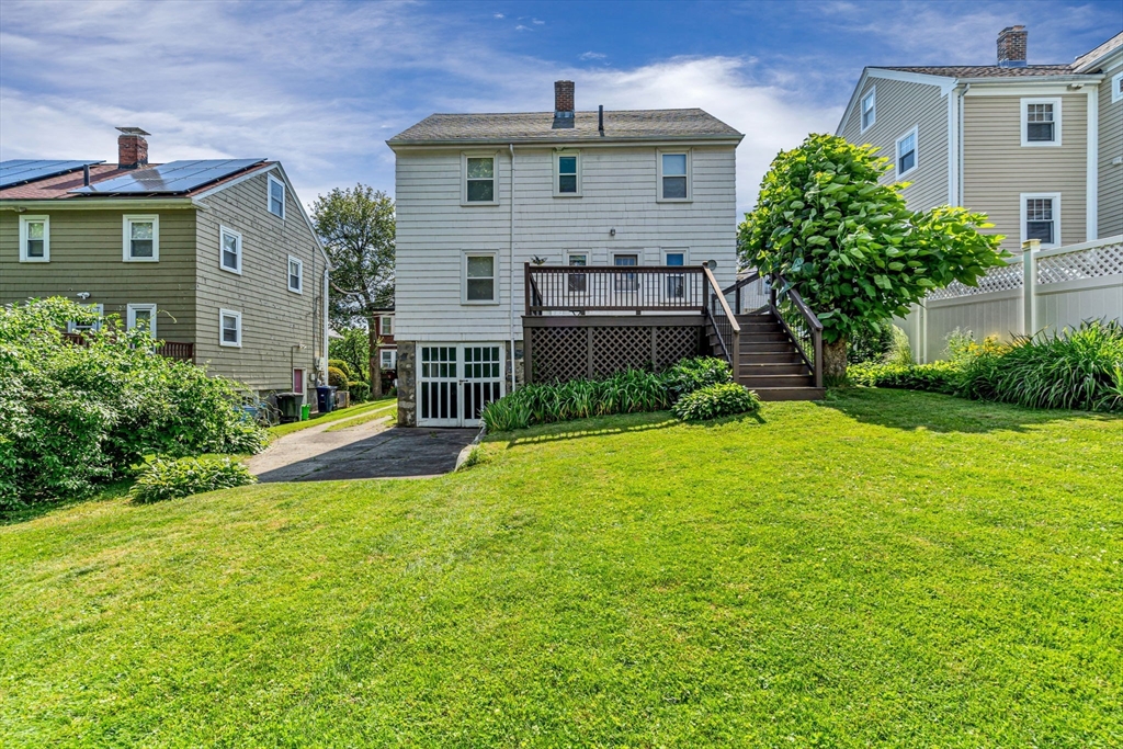 48 Ellison Ave