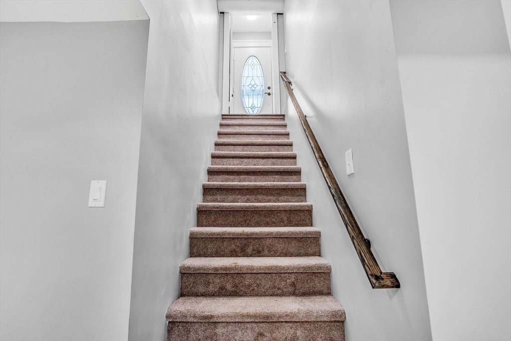 52 Harris St