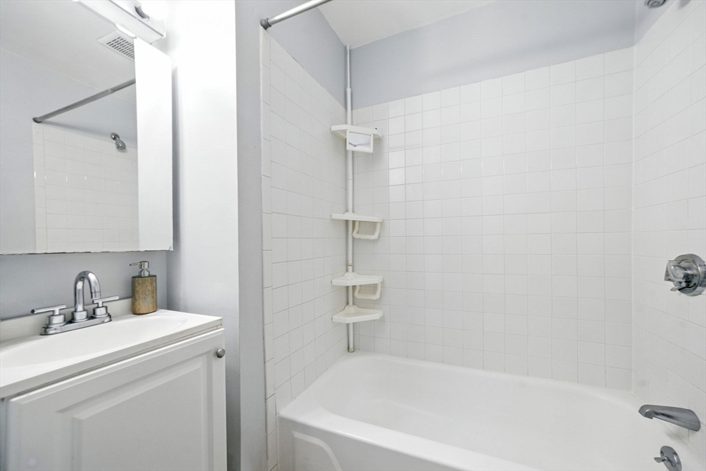 240 Ferry Street # 1