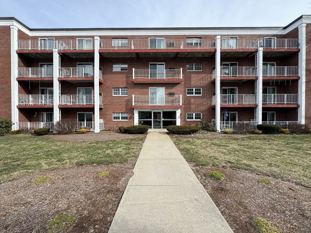 36 Greentree Ln # 34