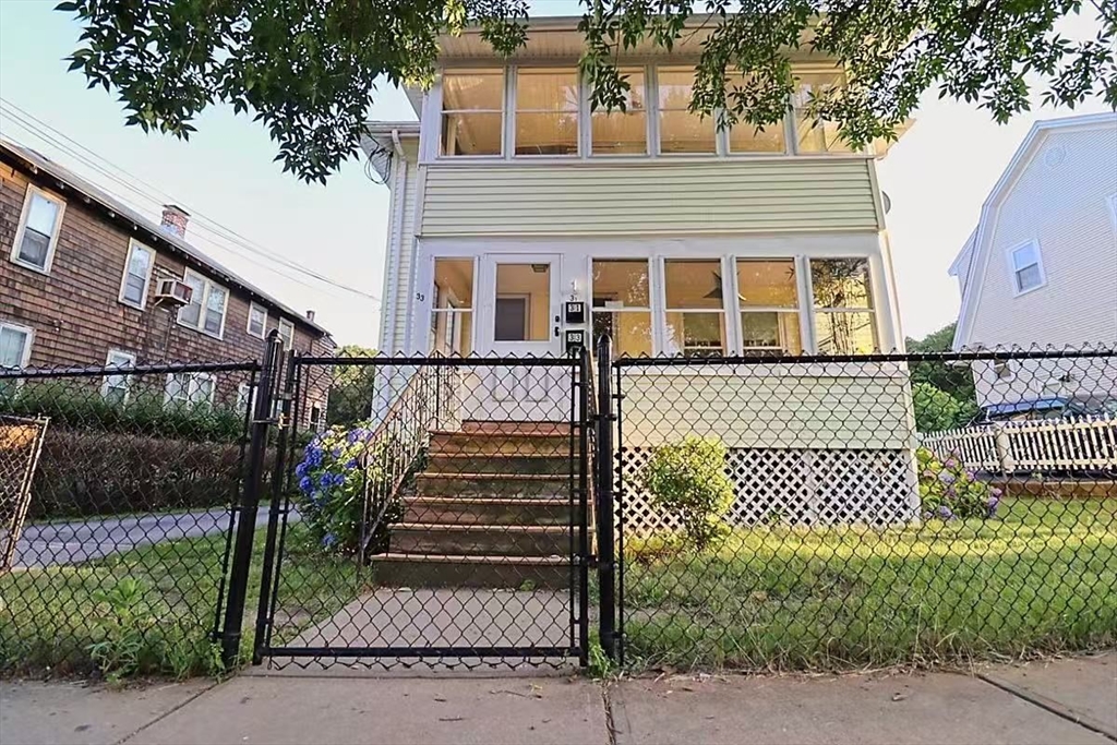 33 Estabrook Rd # 33