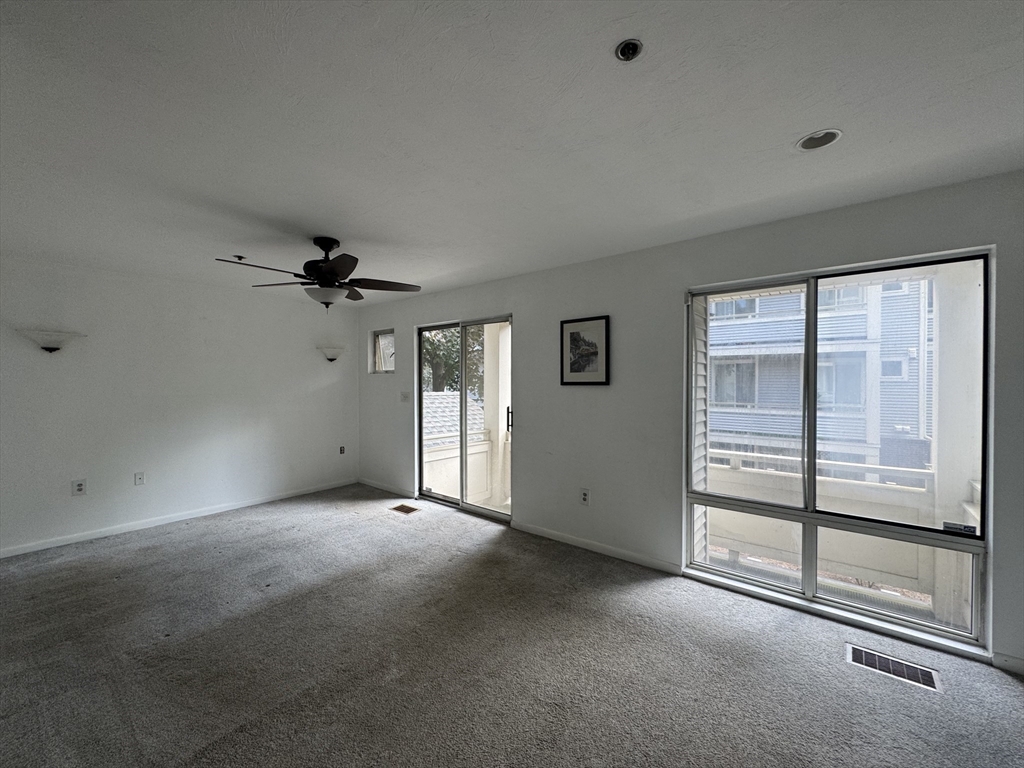 200 Falls Blvd # C108