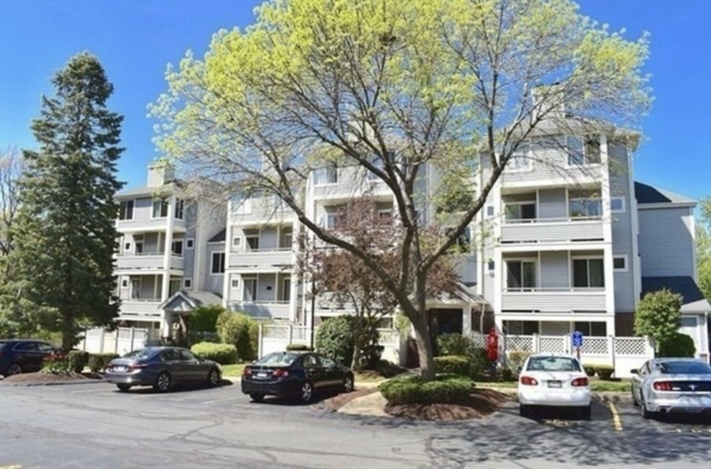 200 Falls Blvd # C108
