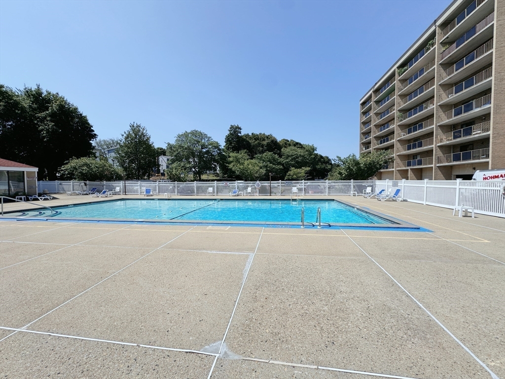 185 Quincy Shore Dr Unit: 75