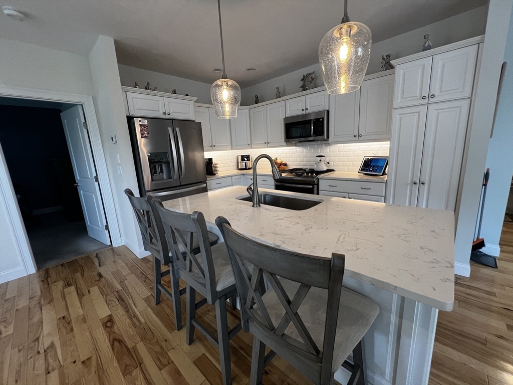 8 Clipper Rd # 8