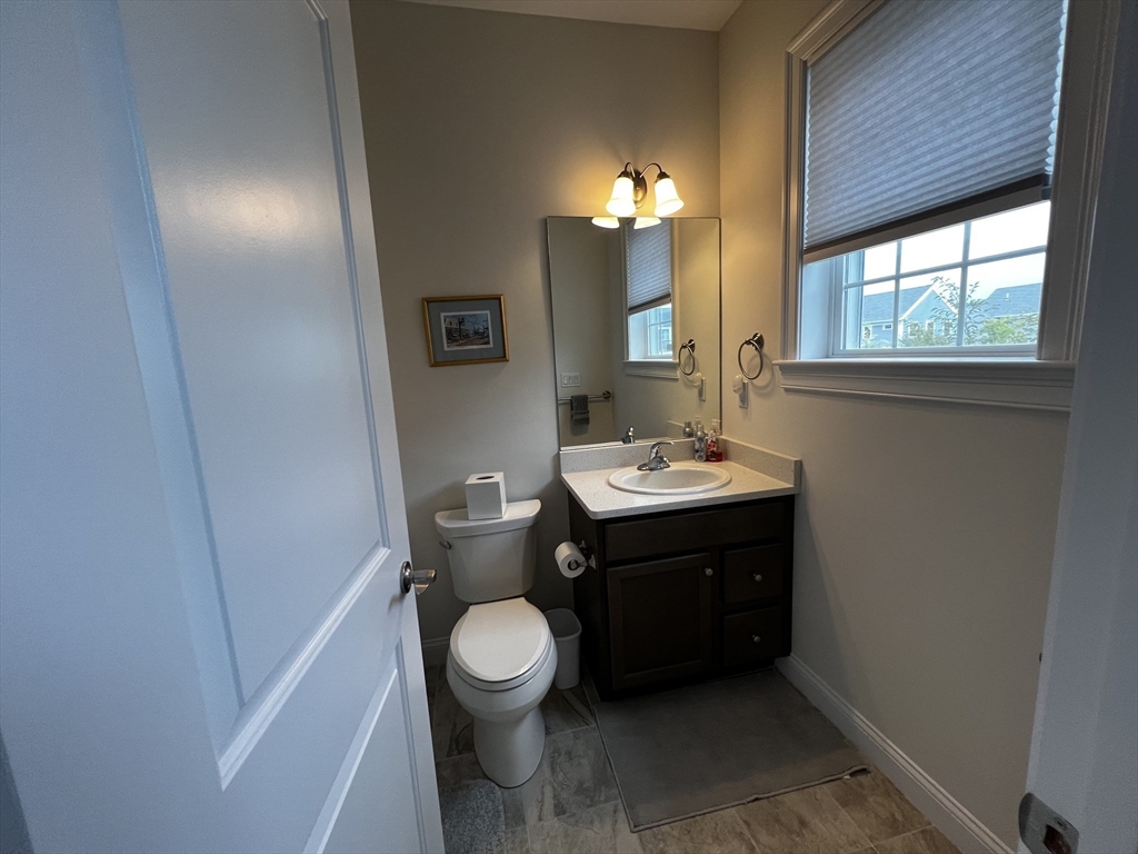 8 Clipper Rd # 8