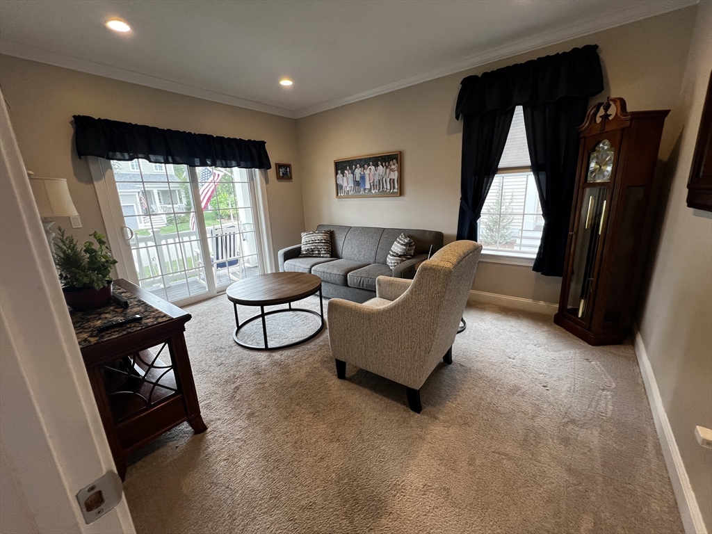 8 Clipper Rd # 8