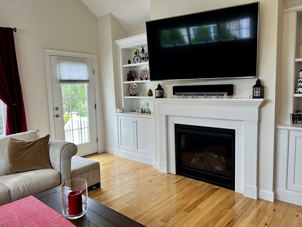 8 Clipper Rd # 8