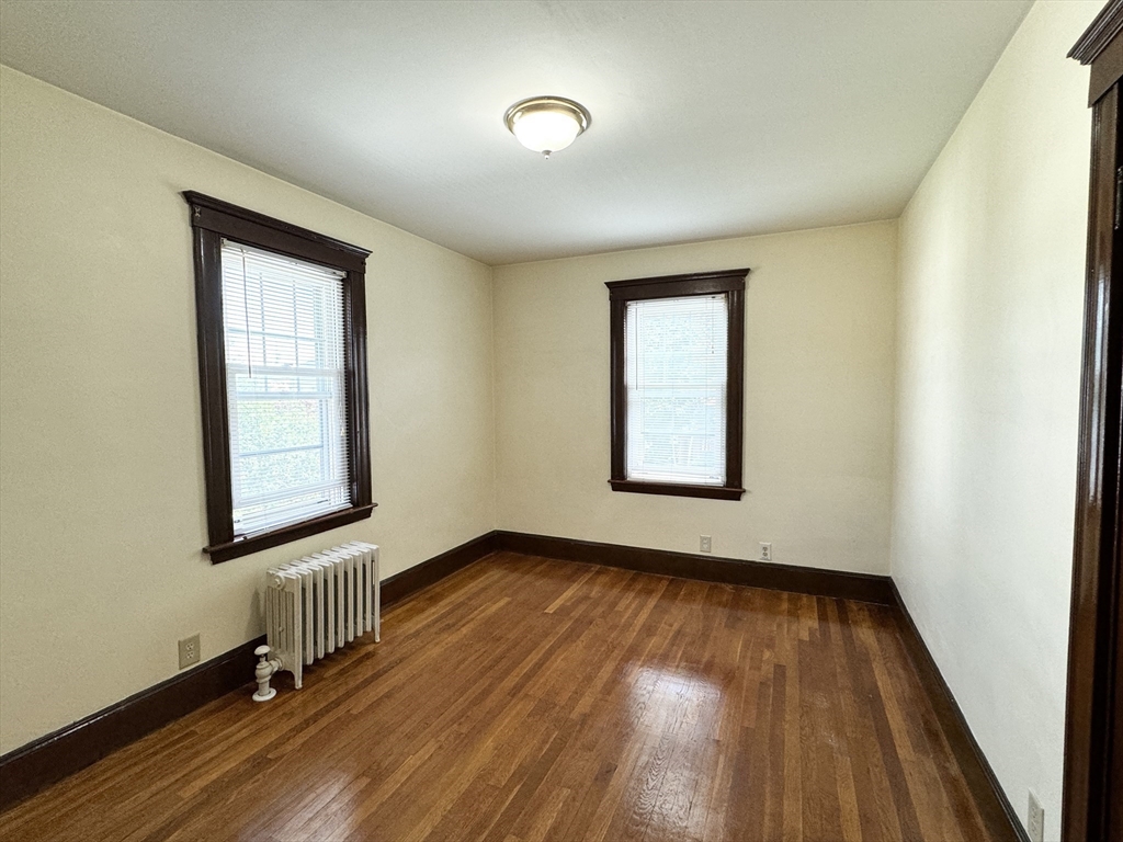 14 Grossman St # 14