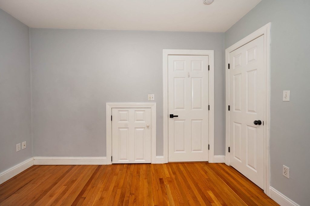 92 Old Colony Ave # 92
