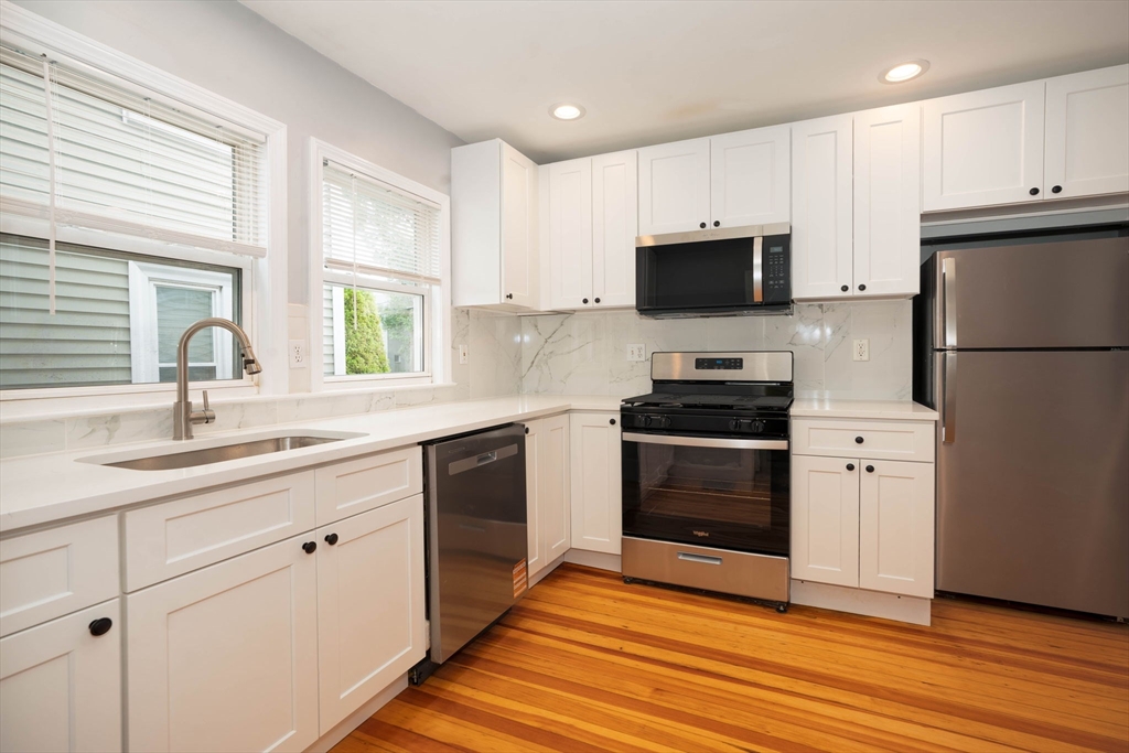 92 Old Colony Ave # 92