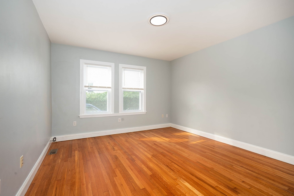 92 Old Colony Ave # 92