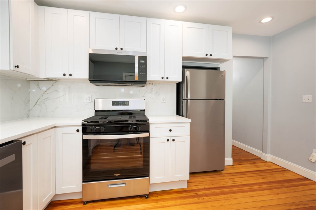 92 Old Colony Ave # 92
