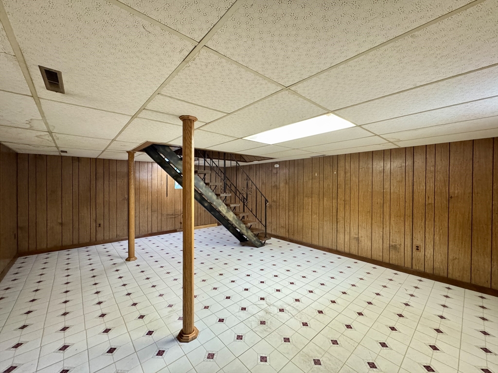 21 Richard St Unit: SF