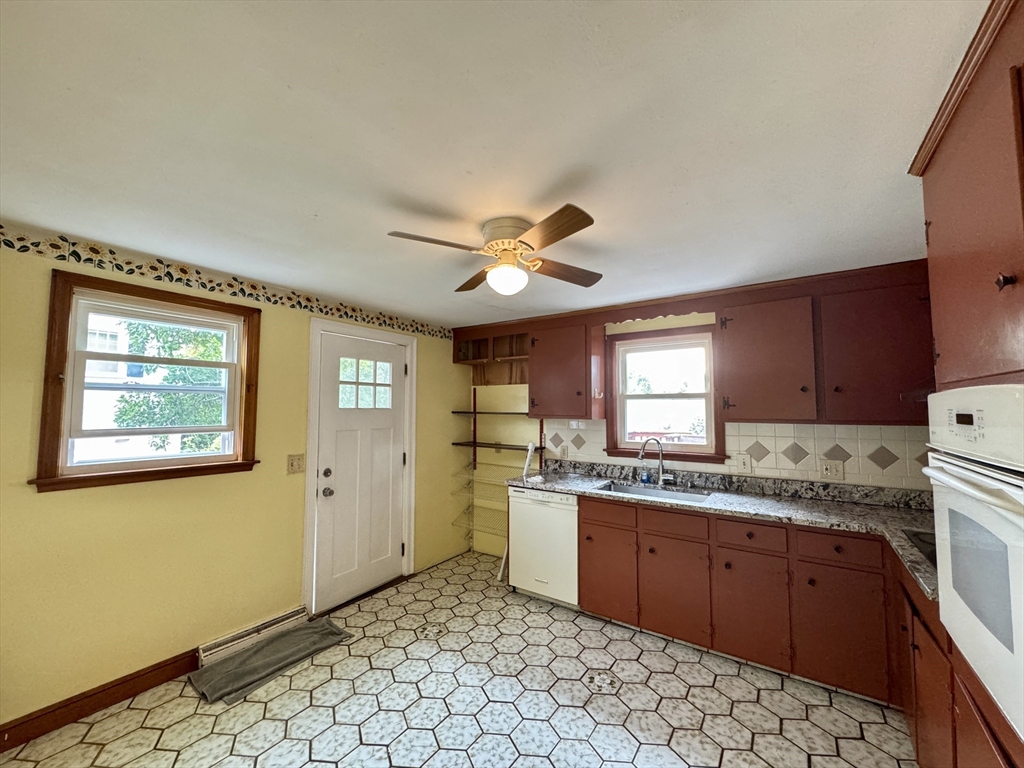21 Richard St Unit: SF