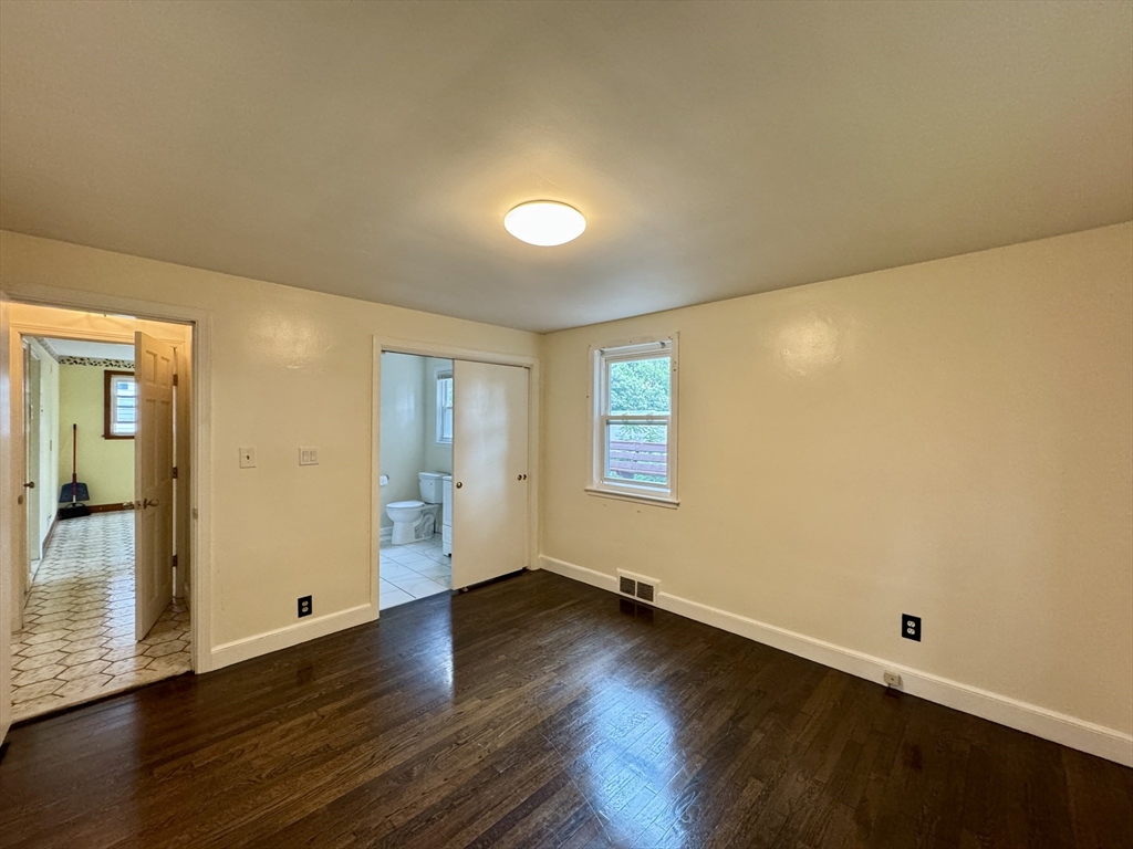 21 Richard St Unit: SF