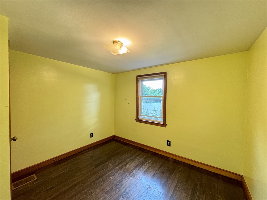 21 Richard St Unit: SF