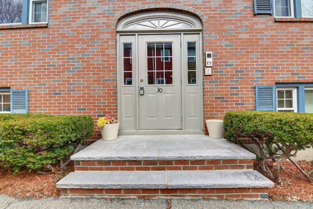 30 Trull St # 2