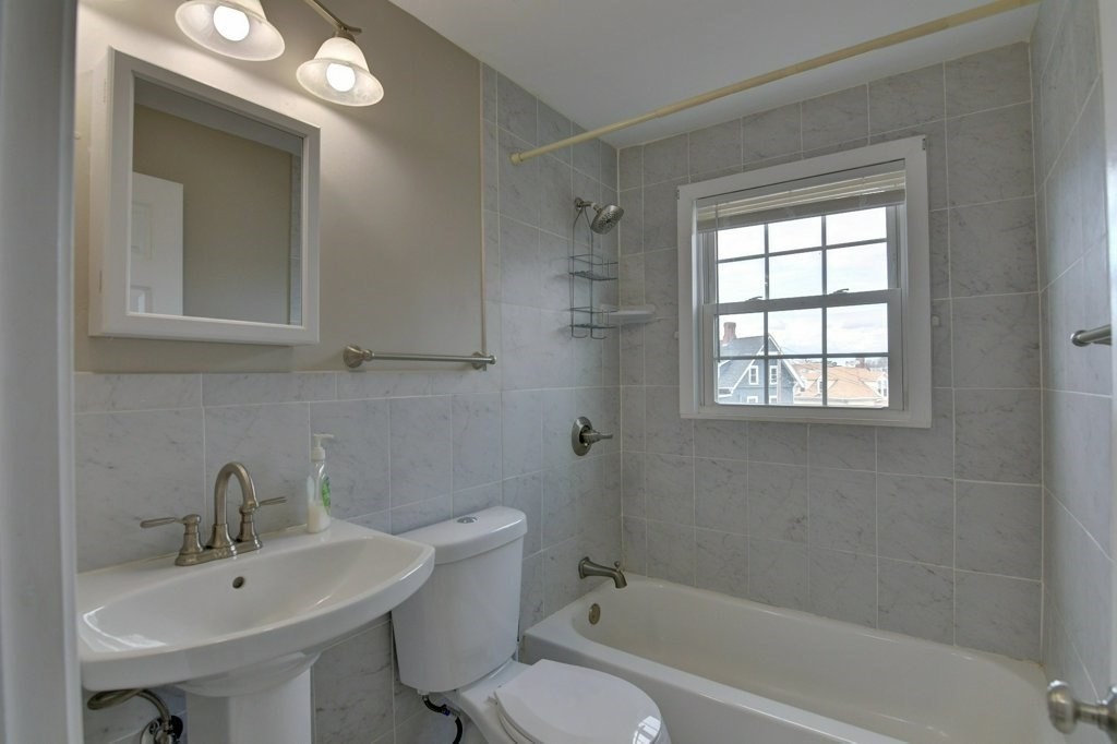 30 Trull St # 2