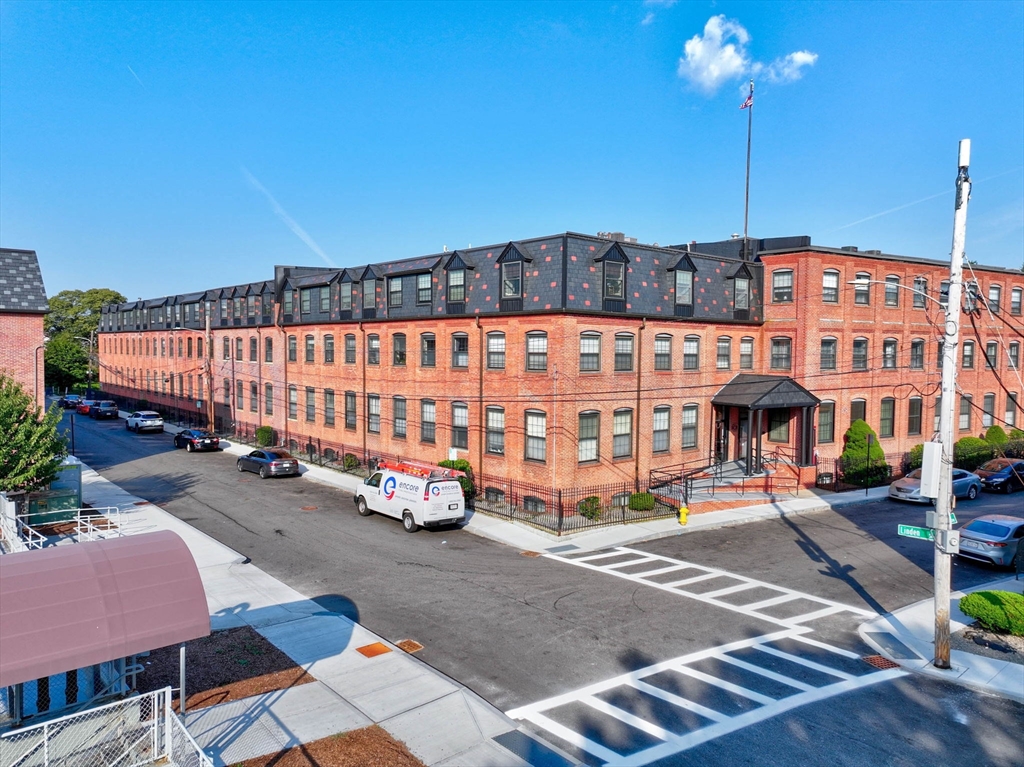 10 Weston Ave # 324