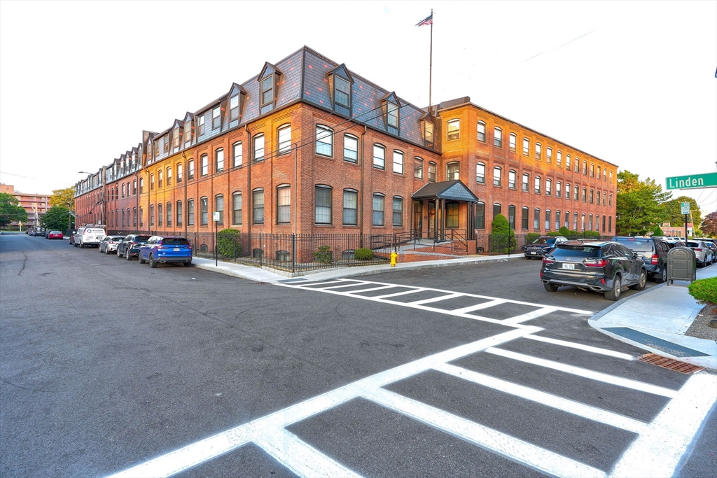 10 Weston Ave # 324