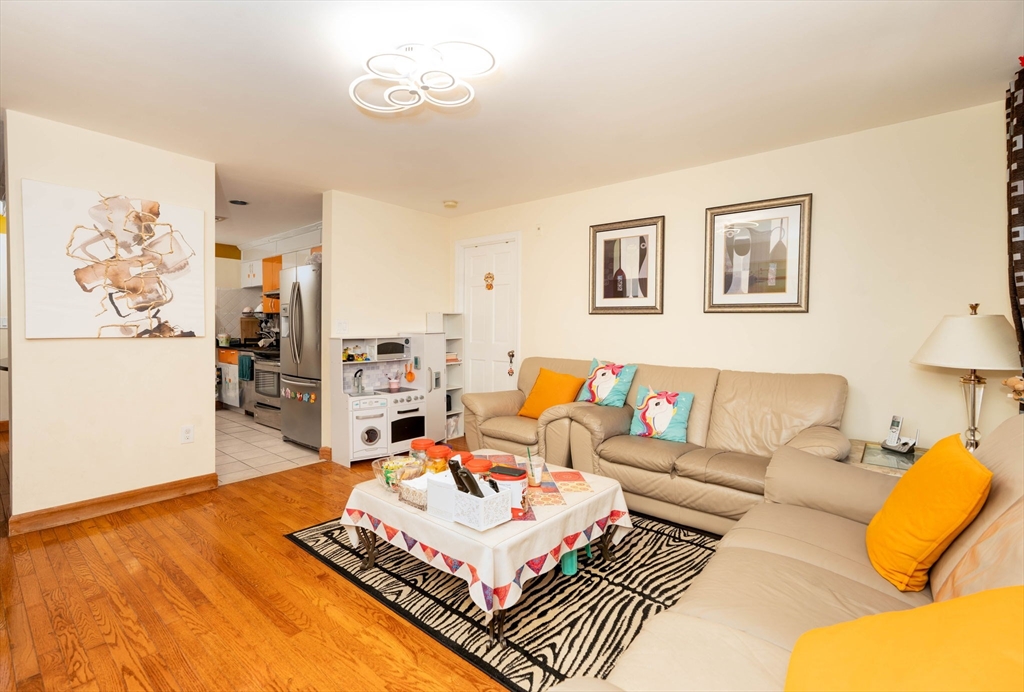 10 Weston Ave # 324