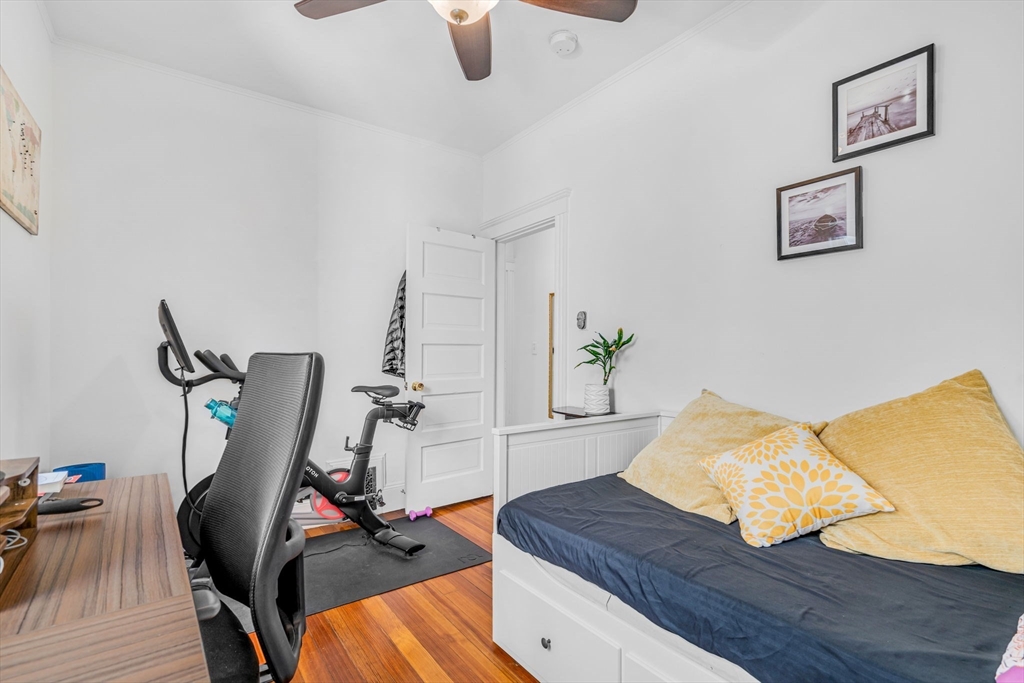 26 Peverell St # 2