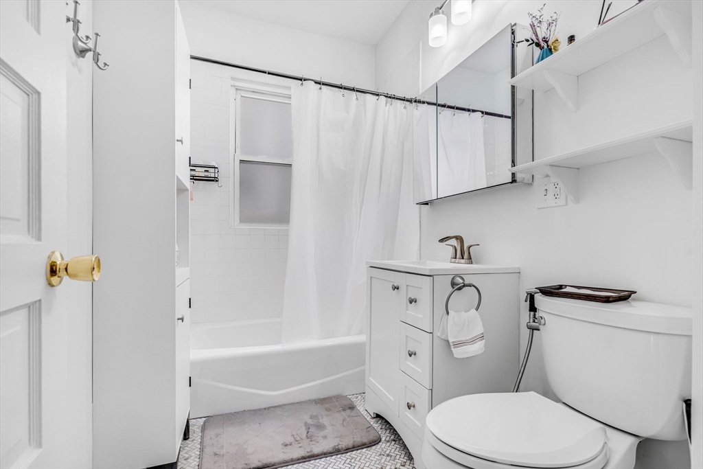 26 Peverell St # 2