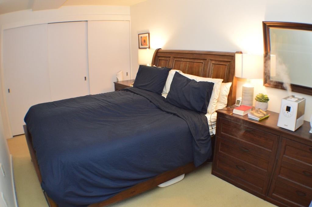 2 Earhart St # 514