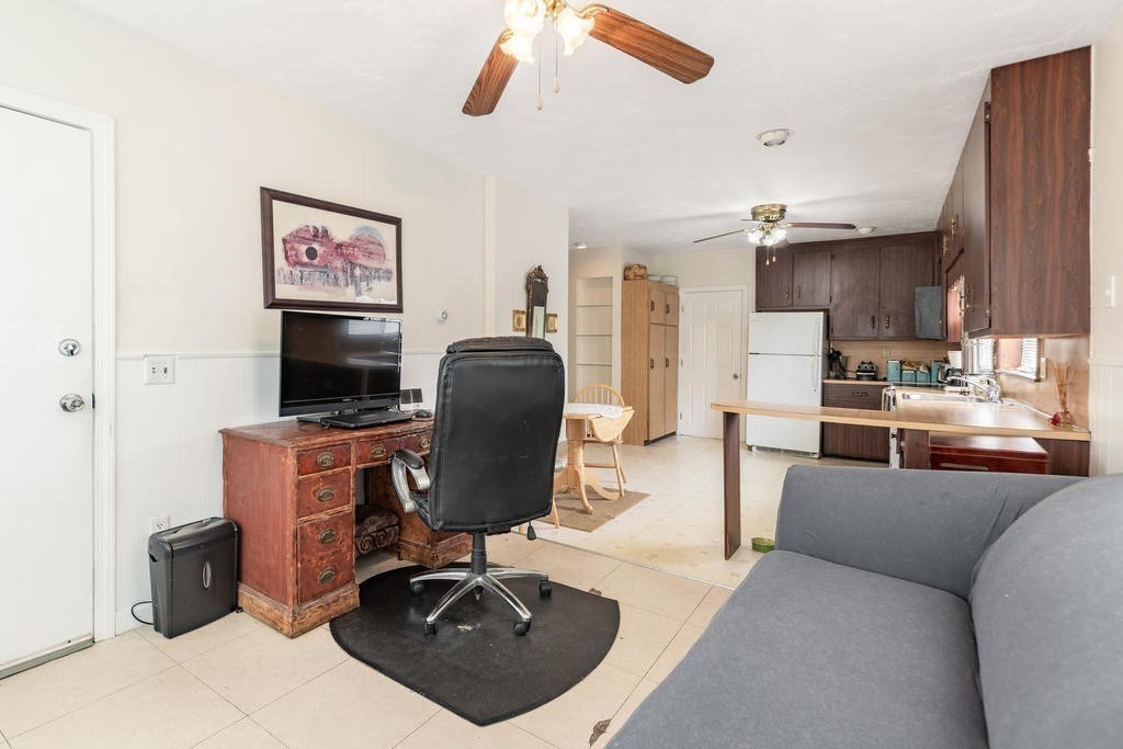 8-10 Vinton Ave