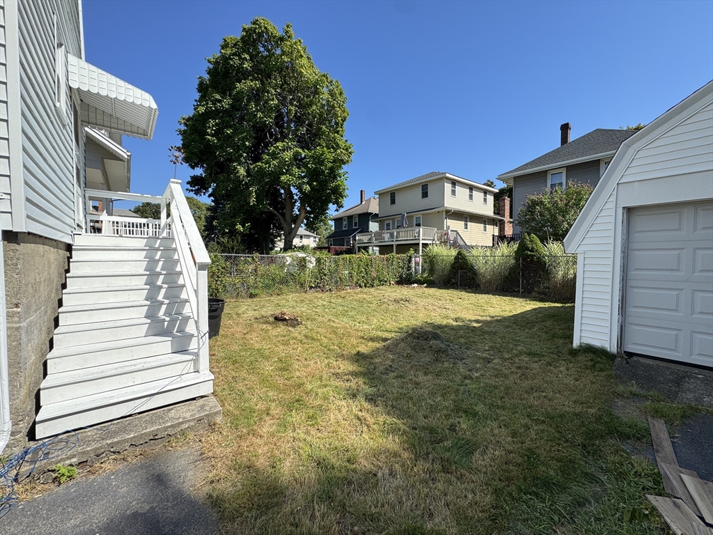 158 Harriet Ave