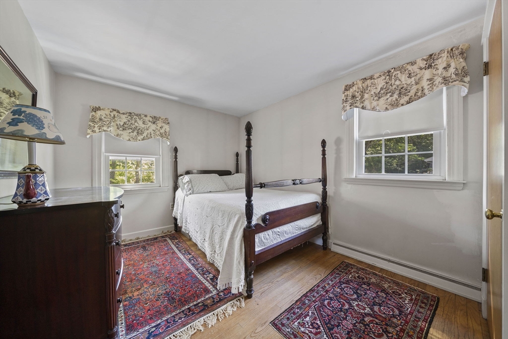 103 King Philip St