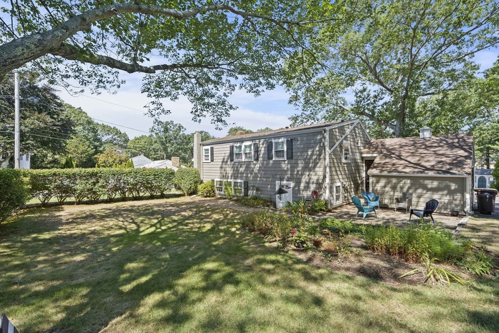 103 King Philip St