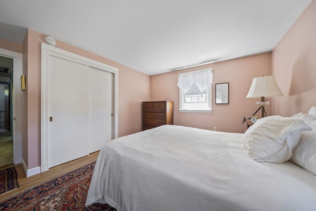 103 King Philip St